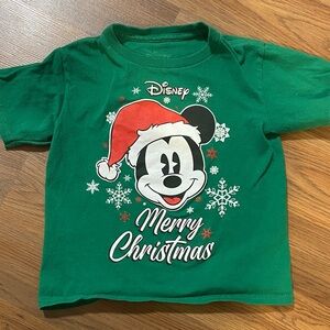 ✨8/$10.  Disney. Merry Christmas Mickey Tee 4T